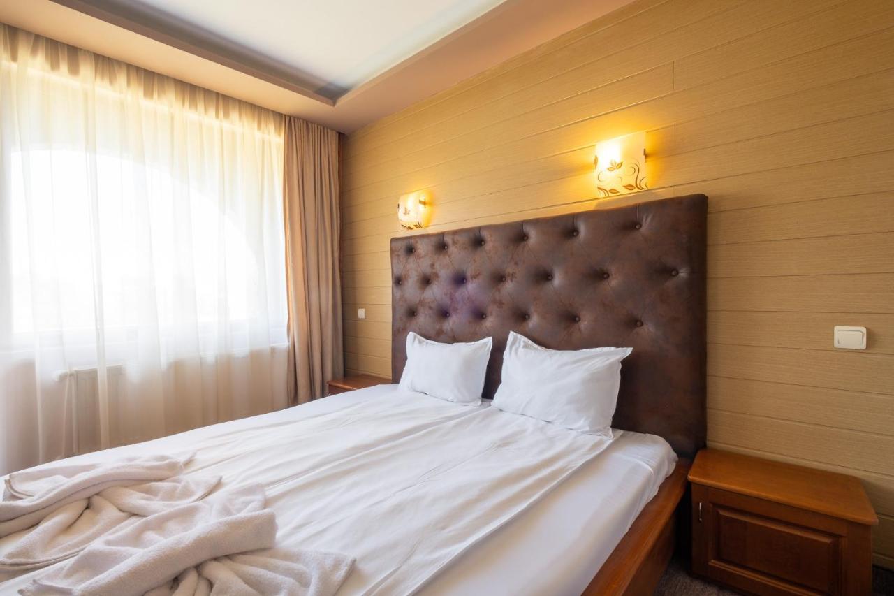 Complex Katalina Otel Tsigov Chark Dış mekan fotoğraf