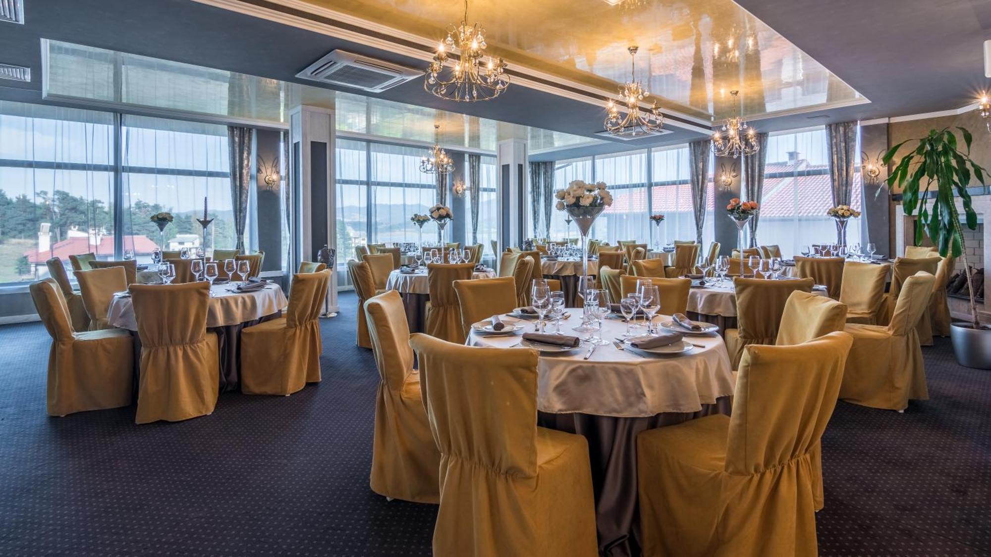 Complex Katalina Otel Tsigov Chark Dış mekan fotoğraf