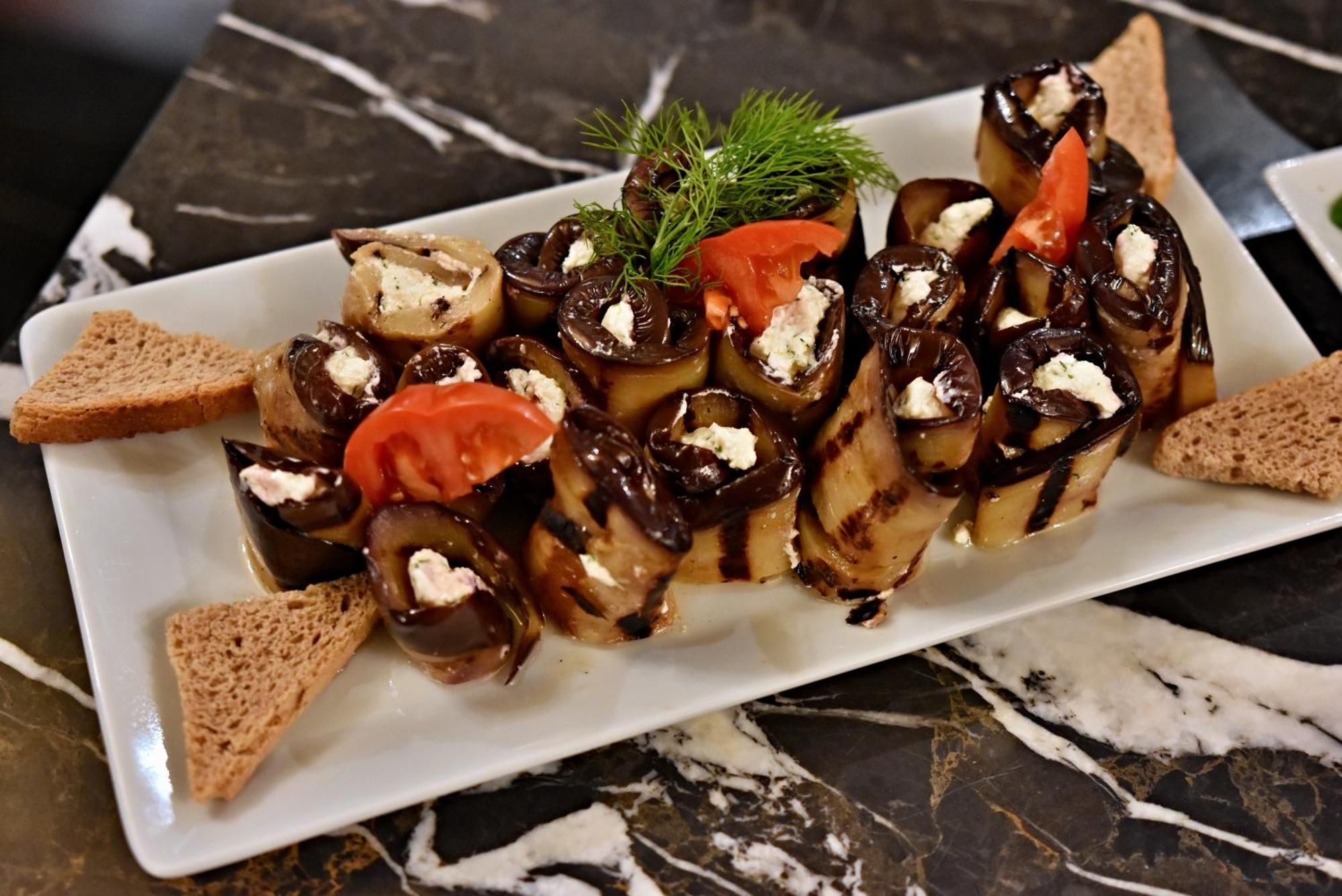 Complex Katalina Otel Tsigov Chark Dış mekan fotoğraf