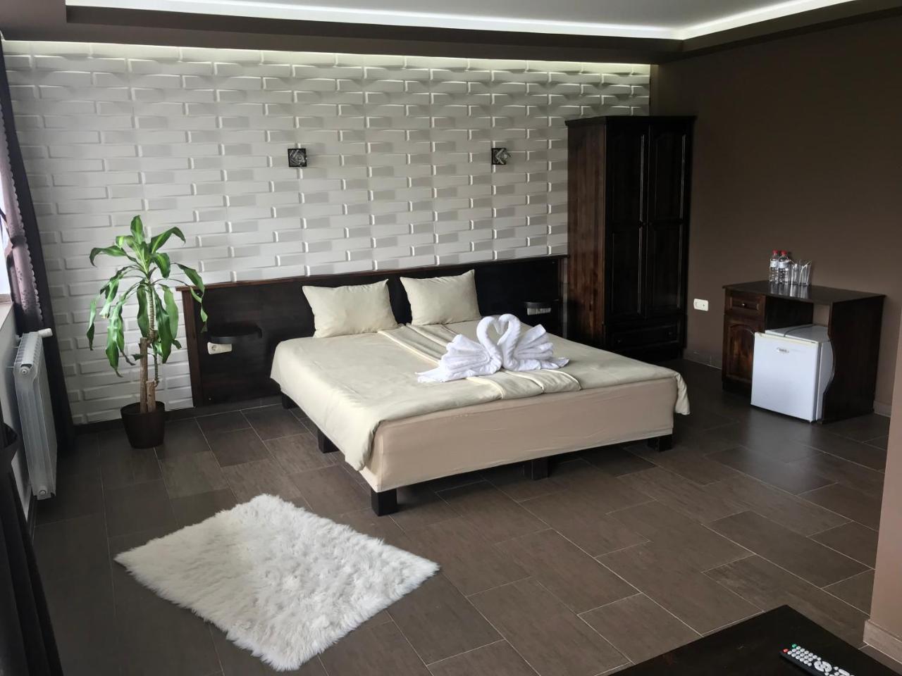 Complex Katalina Otel Tsigov Chark Dış mekan fotoğraf